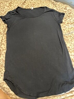 Honey and Lace Black Scoop Neck Short Sleeve Tee